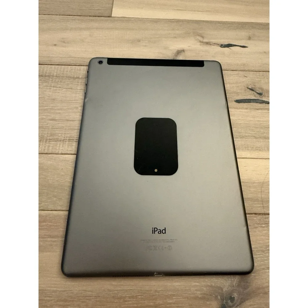Apple iPad Air 2 A1566 16GB Wi-Fi- Space Gray Unlocked Cracked Screen